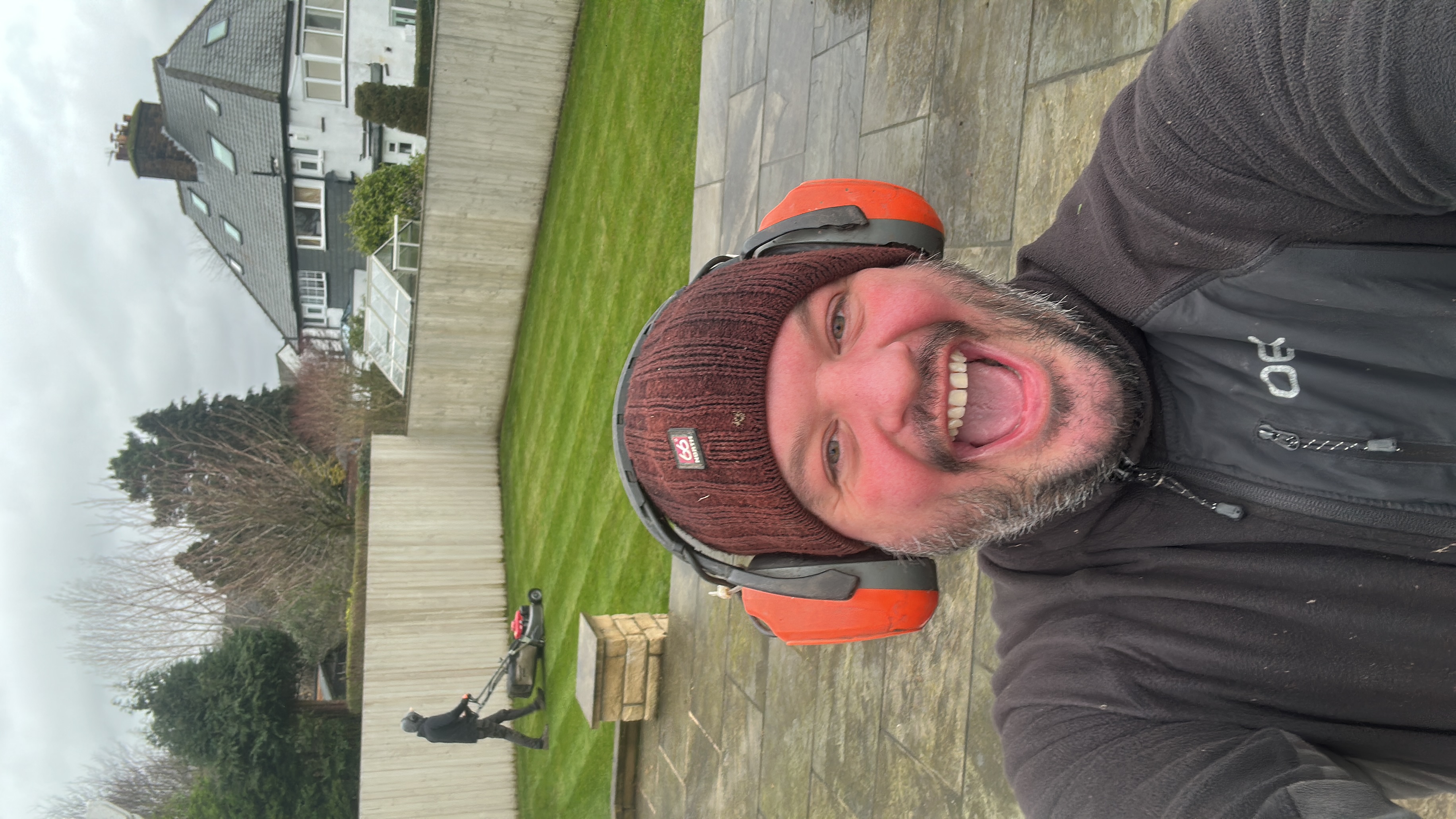 Liam Mulligan P&P Gardening Services