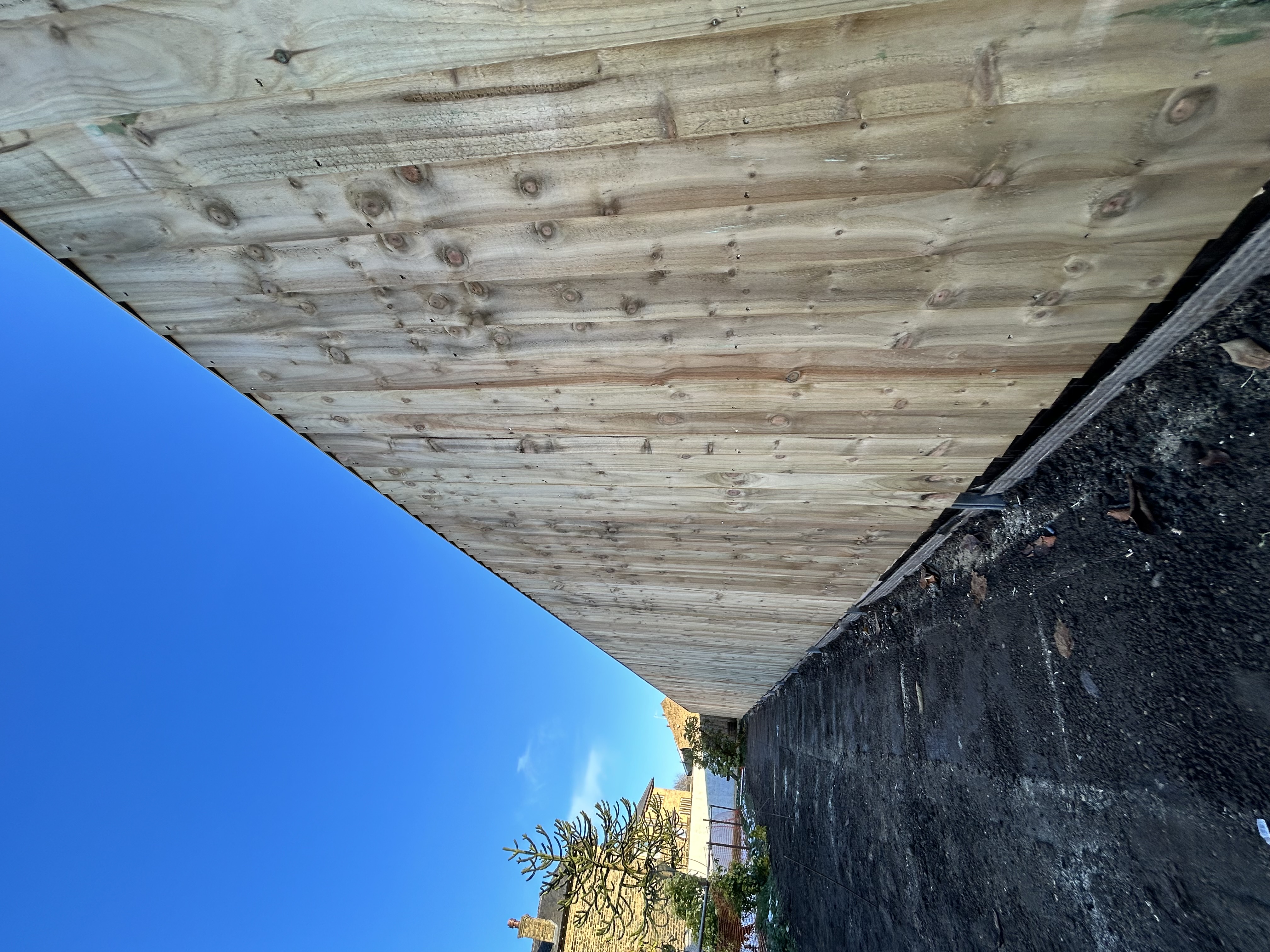 Fencing line and post work