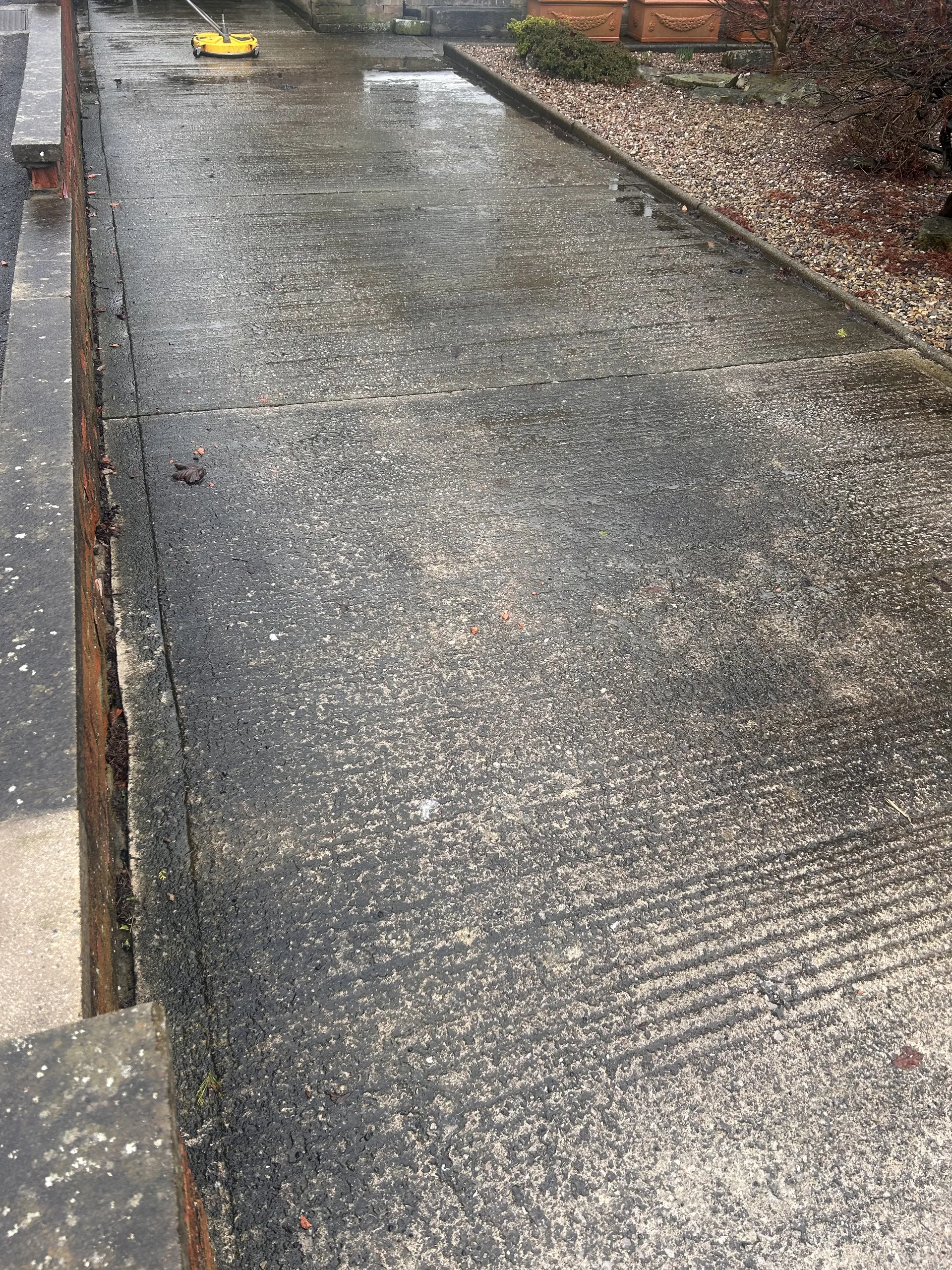 Pressure washing service